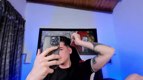 liamwyatt_ online show from November 9, 2025, 3:05 am