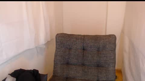 lian_eathan online show from January 17, 2026, 5:56 am