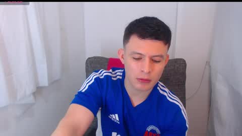 lian_eathan online show from March 20, 2026, 10:03 pm