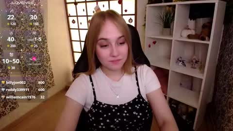 Liana online show from January 30, 2025, 5:19 am