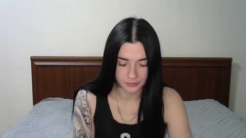 Snapshot of liana_diva chatting on February 19, 2025, 10:53 pm liana_diva online show from February 19, 2025, 10:53 pm