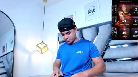 lianfox_ online show from March 18, 2026, 12:30 pm