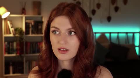 Snapshot of lianna_bm chatting on March 6, 2026, 4:03 pm Lianna online show from March 6, 2026, 4:03 pm