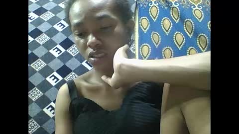 liaraisha online show from November 5, 2025, 6:41 pm