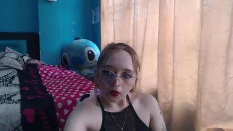 Lia Roberts online show from February 11, 2025, 6:44 pm