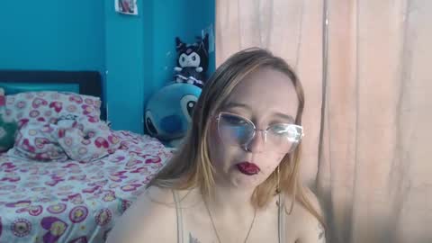 Lia Roberts online show from February 24, 2025, 12:05 pm