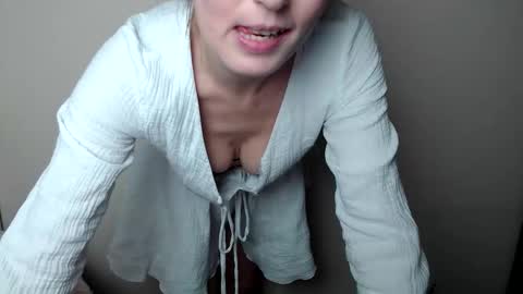 Snapshot of liasais_ chatting on February 7, 2026, 1:15 pm Lia online show from February 7, 2026, 1:15 pm