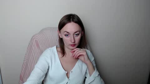 Snapshot of liasais_ chatting on February 16, 2026, 12:56 pm Lia online show from February 16, 2026, 12:56 pm