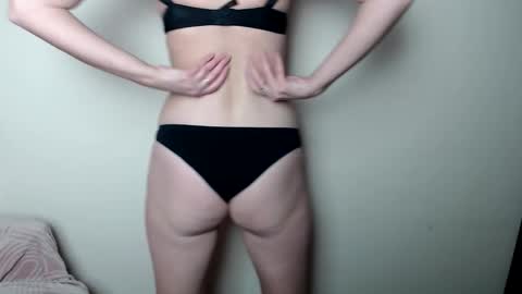 Snapshot of liasais_ chatting on February 28, 2026, 1:23 pm Lia online show from February 28, 2026, 1:23 pm