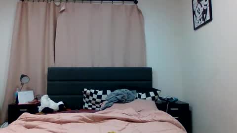 Snapshot of liatalian chatting on January 8, 2026, 10:34 pm liatalian online show from January 8, 2026, 10:34 pm