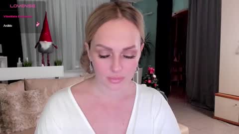 Snapshot of libby_nora chatting on December 26, 2024, 3:53 pm Libby online show from December 26, 2024, 3:53 pm