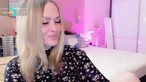 Snapshot of libby_nora chatting on April 27, 2026, 11:30 am Libby online show from April 27, 2026, 11:30 am