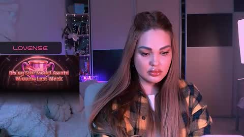 libra_mia online show from March 11, 2026, 4:18 am