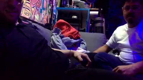 IM A BAD DAWGY WOOF WOOF online show from November 28, 2025, 6:49 am