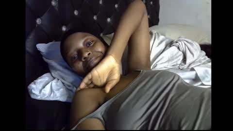 lickmefuckmex online show from March 4, 2026, 9:54 pm