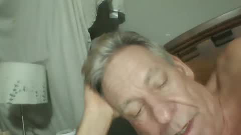 lickmysnowballs online show from January 17, 2025, 9:39 pm