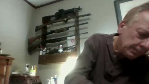 lickmysnowballs online show from October 10, 2025, 5:28 am