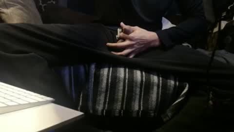 Snapshot of lickurlipz1 chatting on December 2, 2025, 8:52 am lickurlipz1 online show from December 2, 2025, 8:52 am