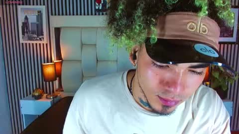 Lihan online show from December 1, 2025, 1:27 pm