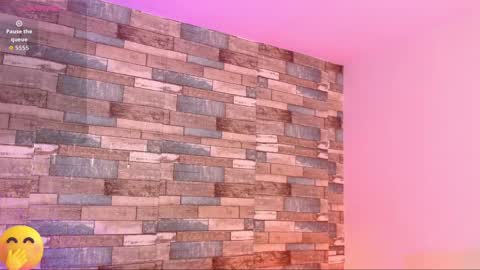 LIHIAN online show from October 4, 2025, 12:03 pm