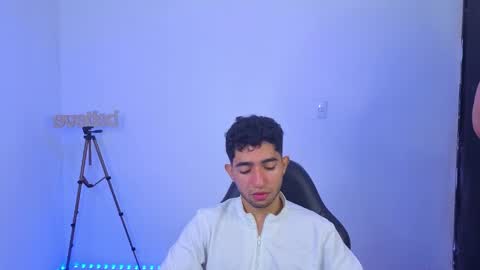 liiam_jesus online show from April 16, 2026, 1:23 pm