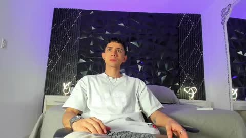 L I I A M online show from March 10, 2025, 4:38 am