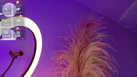 Liiam Luna online show from December 3, 2025, 9:07 am