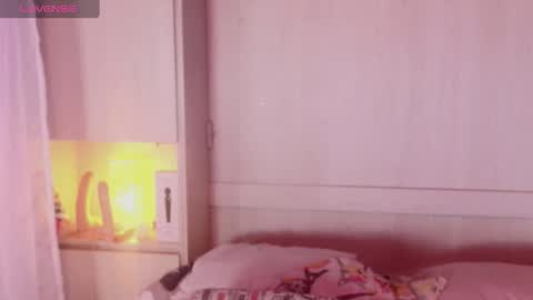         online show from February 18, 2025, 11:44 am