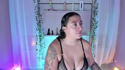         online show from November 29, 2025, 11:57 am