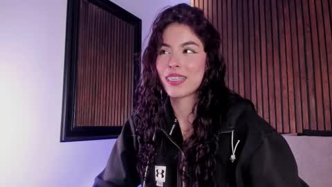 liily_murphy online show from October 14, 2025, 6:03 am