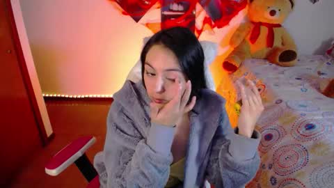 Liika  online show from October 27, 2025, 10:03 pm