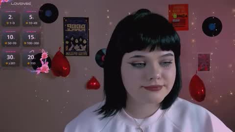 lika_pop online show from February 17, 2026, 8:37 pm