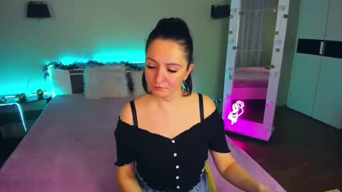 Lika online show from January 8, 2025, 4:44 pm