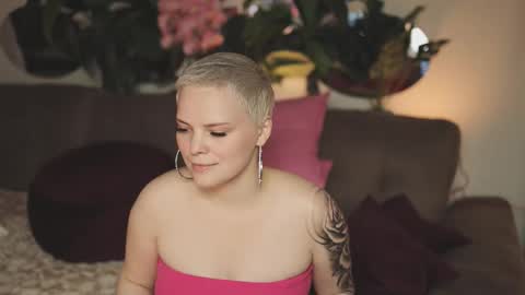 Snapshot of likaaberry chatting on October 20, 2025, 2:34 am likaaberry online show from October 20, 2025, 2:34 am