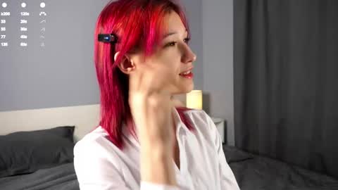 Emi online show from November 19, 2025, 11:54 am