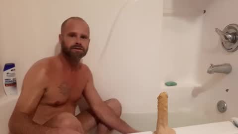 St pierre online show from October 15, 2025, 9:15 pm