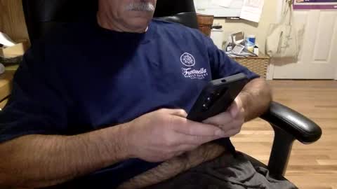 likefhot online show from December 19, 2025, 2:46 pm