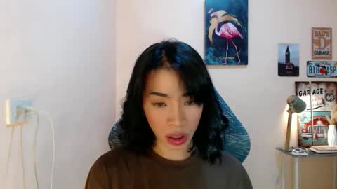 Leng online show from November 8, 2025, 5:23 pm