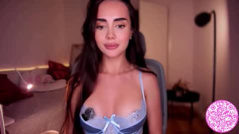 Gabriela online show from September 20, 2025, 6:53 pm