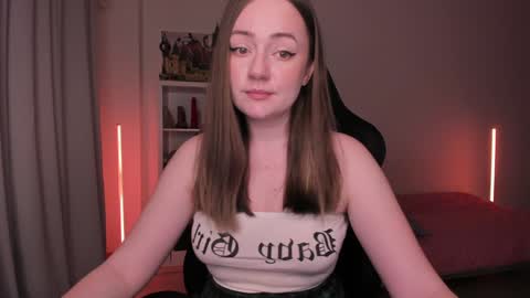 Snapshot of lil_happiness chatting on January 29, 2025, 7:11 pm for free registration 3 online show from January 29, 2025, 7:11 pm