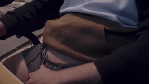 Snapshot of lil_j_ chatting on October 14, 2025, 7:47 pm lil_j_ online show from October 14, 2025, 7:47 pm