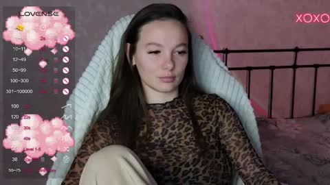 little moon online show from February 13, 2025, 1:05 pm