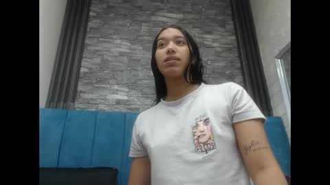 lil_rose2006 online show from October 24, 2025, 12:45 pm