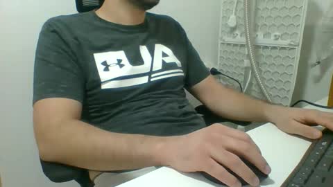 Snapshot of lil_sso chatting on November 30, 2025, 11:14 am lil_sso online show from November 30, 2025, 11:14 am