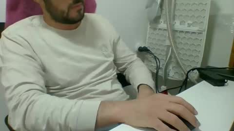 Snapshot of lil_sso chatting on April 12, 2026, 12:54 pm lil_sso online show from April 12, 2026, 12:54 pm