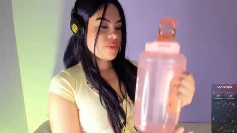 Lola online show from January 28, 2025, 2:21 am