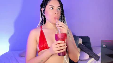 Lola online show from February 11, 2025, 1:10 am