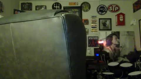 Snapshot of lil_tea_break_6996 chatting on February 18, 2025, 2:27 am t online show from February 18, 2025, 2:27 am