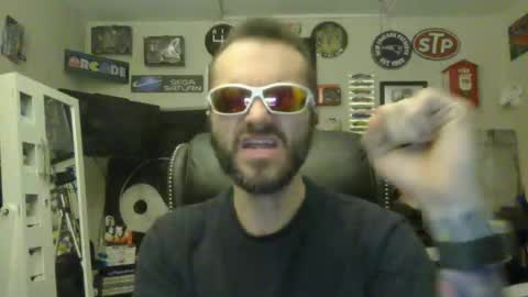 Snapshot of lil_tea_break_6996 chatting on February 21, 2025, 2:39 am t online show from February 21, 2025, 2:39 am