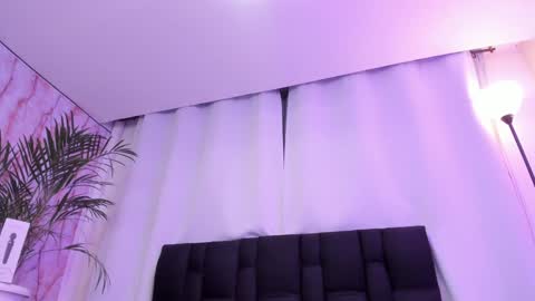 Lila online show from January 27, 2025, 11:22 pm